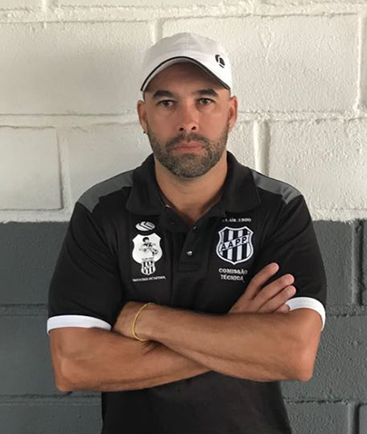 Luciano Tadeu Ferreira dos Santos2